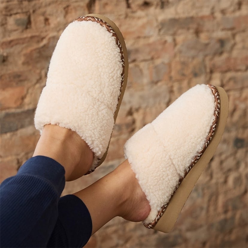 Minnetonka Cerise Slippers 