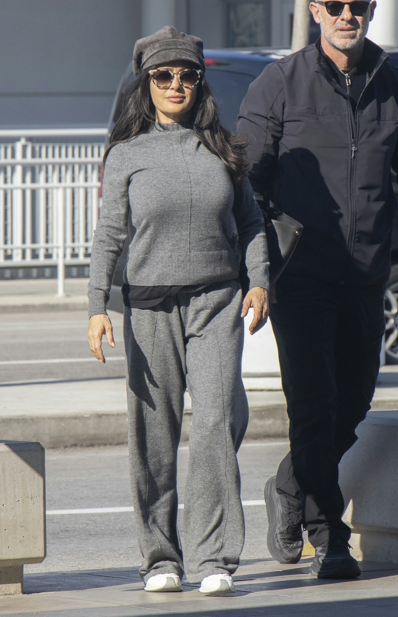 These Cozy Celebrity Looks Are All The Holiday Outfit Inspo You Need