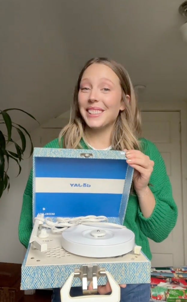 This Mom Thrifted Her Four-Year-Old's Entire Christmas Gift Haul And Saved Hundreds Of Dollars