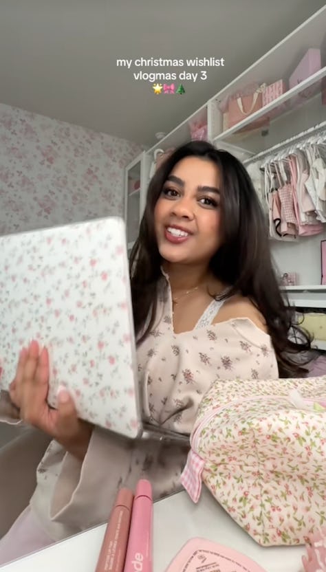 Watching vlogmas brings me joy.