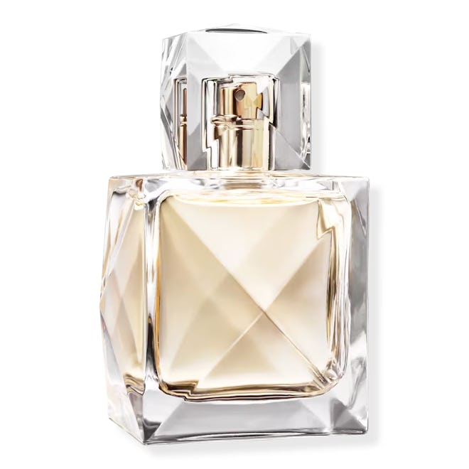 Trannies katta dicks bilan bir-biriga jum Fohisha sikishdan qichqiradi