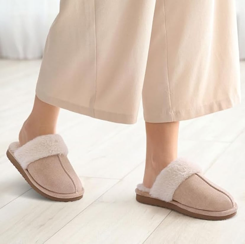 Litfun Fuzzy Memory Foam Slippers