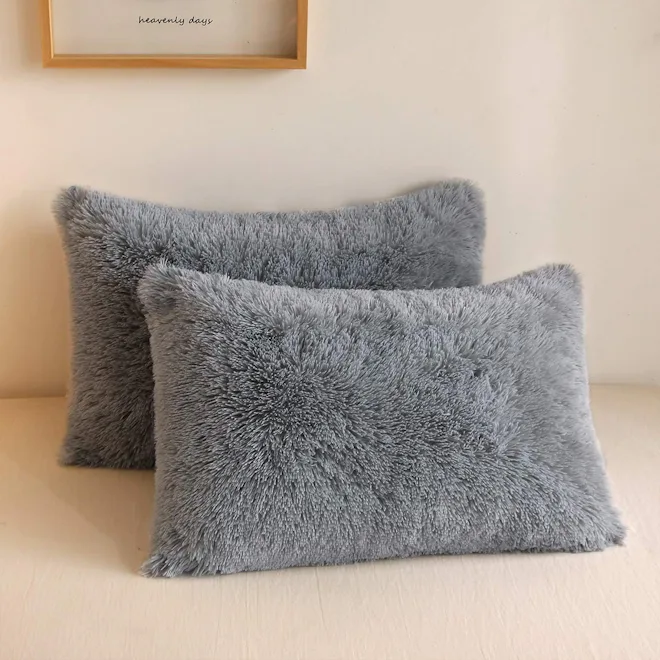 XeGe Faux Fur Throw Pillow Cases (2-Pack)
