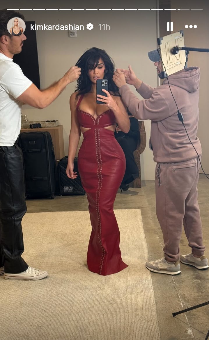 Kim Kardashian&rsquo;s plunging cutout grommet dress was so Y2K.