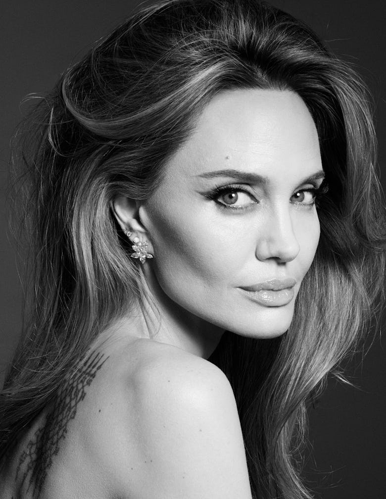 Mogocha porno rasmlar va qizlar video Porno onlayn katta Dik qiz qorqib tomosha