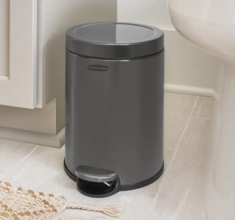 Rubbermaid Stainless Steel Trash Can 