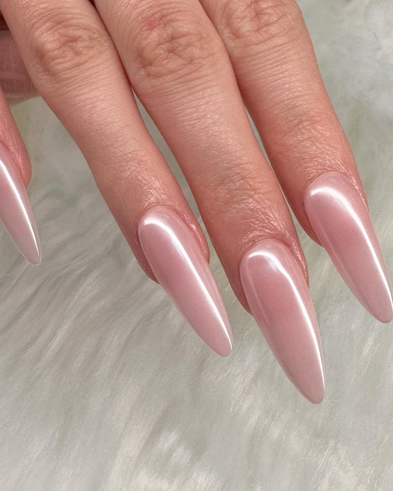 2025 Pink Gradient Nails Shine Bright