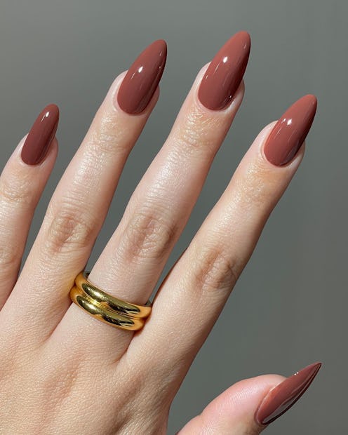 Mocha Mousse Nail Ideas
