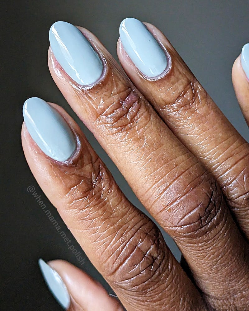 2025's Bold Single Finger Nail Trend