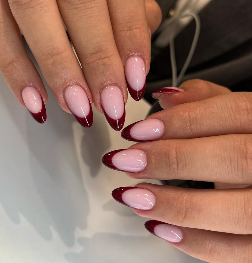 Almond Nails 2025: Soft, Sleek & Stylish