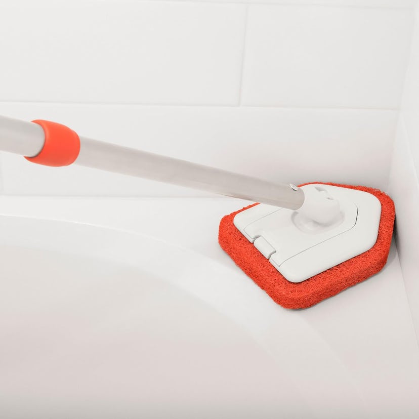 OXO Extendable Tile Scrubber