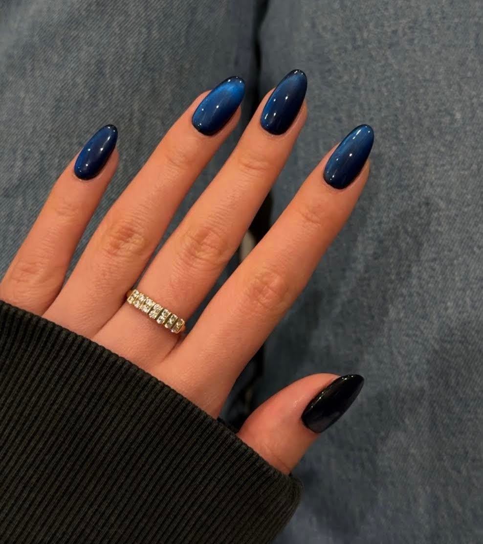 2025 Darker Blue Gradients Take Over Nails