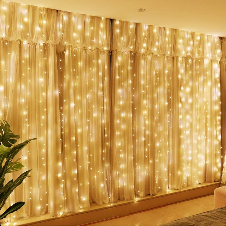 HXWEIYE Fairy Curtain Lights