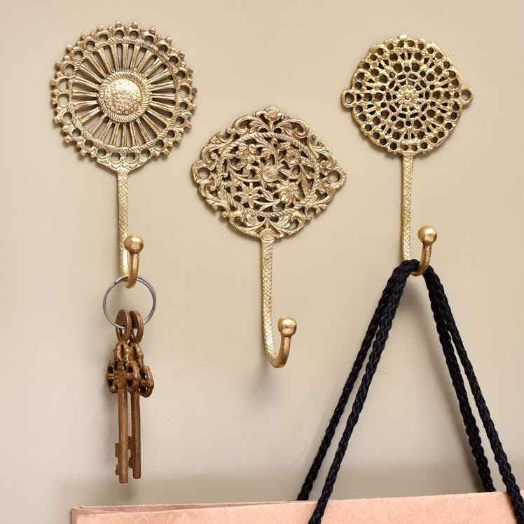 Indian Shelf Boho Wall Hooks (3-Pack)