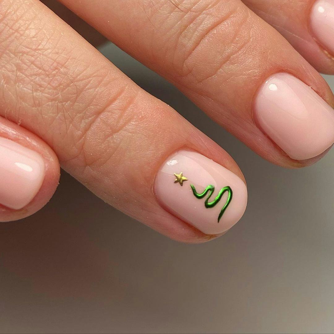 Try chromatic abstract Christmas tree art for Christmas 2024.