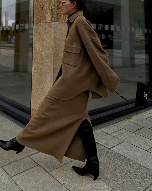 Mocha Mousse fashion essentials