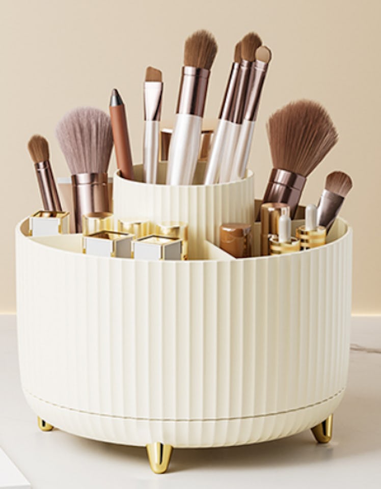 Fanado Rotating Makeup Brush Holder