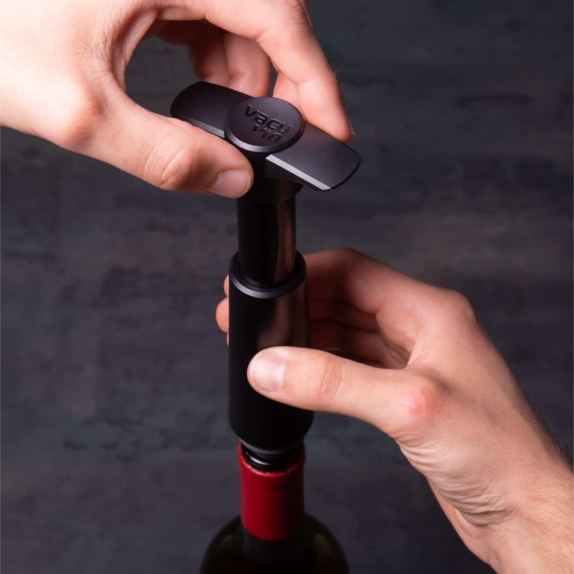 Vacu Vin Wine Saver Pump and Stoppers