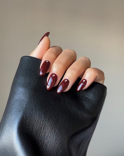 mob wife nails oxblood
