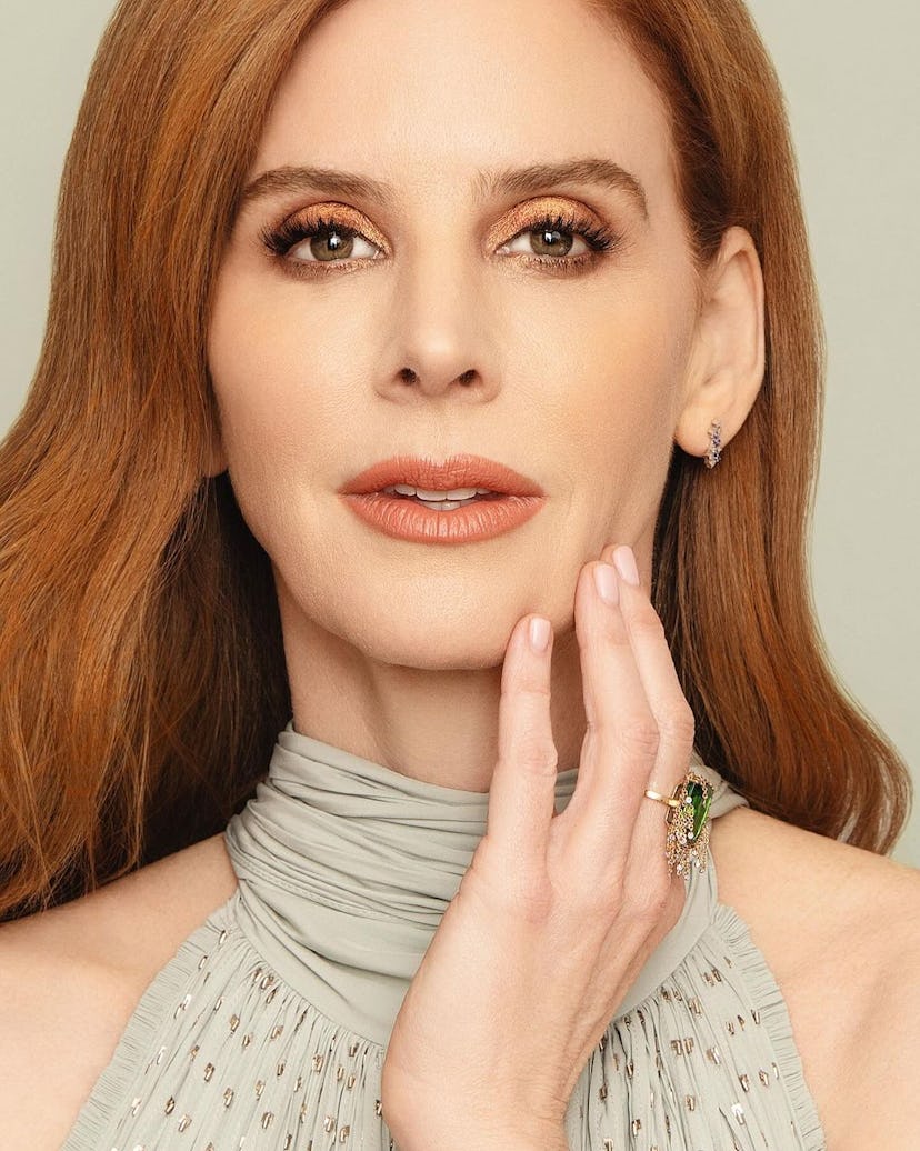 Sarah Rafferty's Beauty Routine Is Refreshingly Intuitive