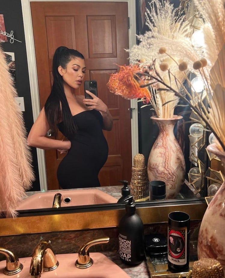 Kourtney Kardashian announced her pregnancy with Travis Barker on Instagram.