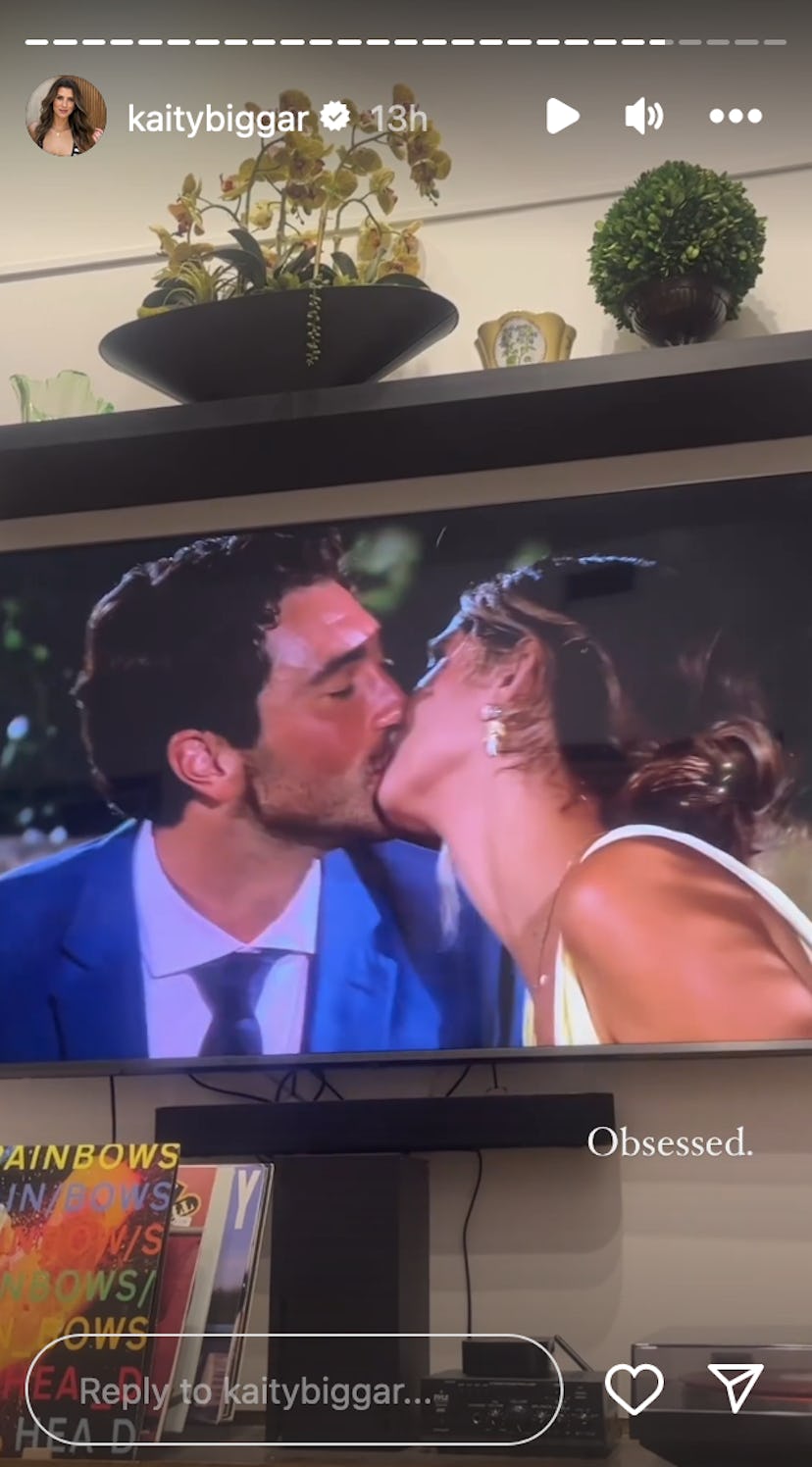 Kaity watching Kelsey and Joey on 'The Bachelor.' Screenshot via Instagram