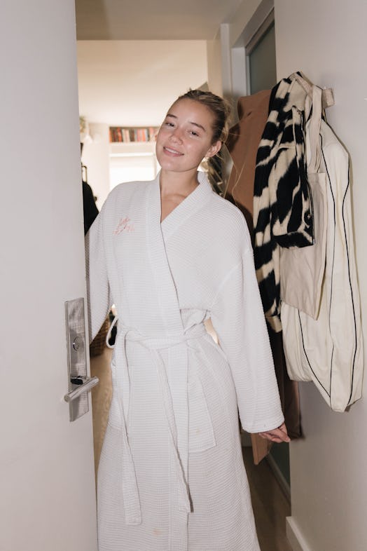 Olivia Ponton shares her day getting ready for New York Fashion Week. 