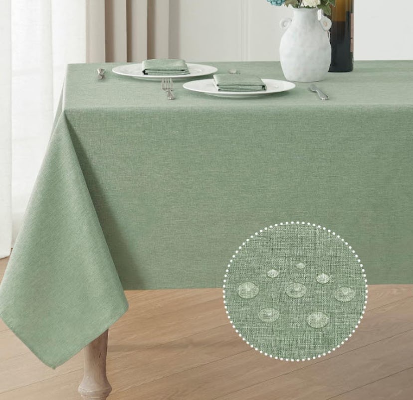 Veblandy Rectangle Stain-Resistant Tablecloth