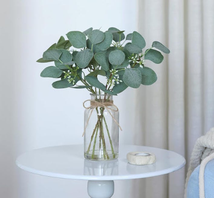 VIERENA Artificial Eucalyptus Stems in Glass Vase