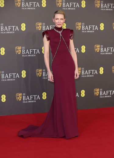     Cate Blanchett, 18 Şubat 2020'de Royal Festival Hall'da EE BAFTA Film Ödülleri 2024'e katılıyor...
