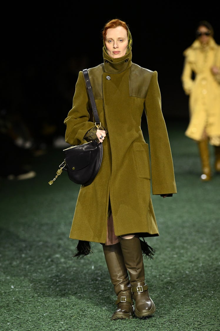 Karen Elson walks the runway at the Burberry show during London Fashion Week February 2024 at on Feb...