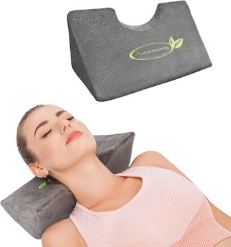 Lumia Cervical Traction Wedge Pillow