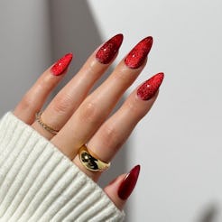 Get a holiday-ready mani in minutes with one of these chic Valentine's Day press-on nail sets.