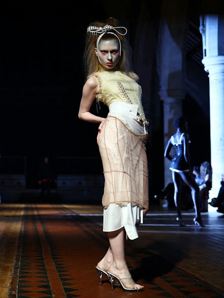 london fashion week trends fall 2024 Dilara Findikoglu 