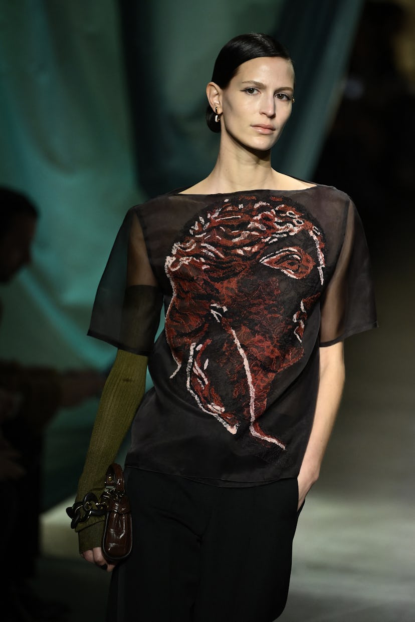 A model walks the runway during the Fendi collection show at the Milan Fashion Week Womenswear Autum...