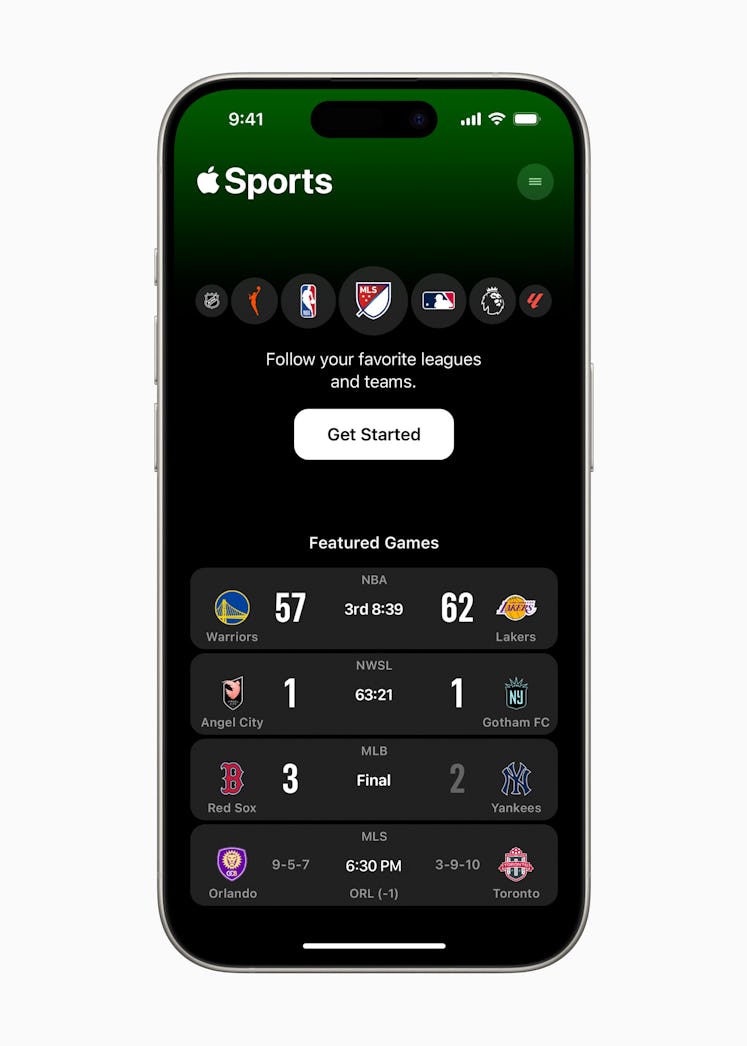 The welcome screen for Apple's free Apple Sports iPhone app