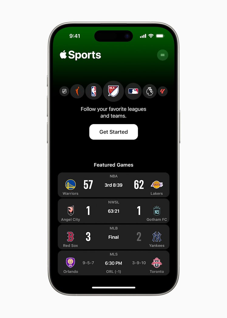 The welcome screen for Apple's free Apple Sports iPhone app