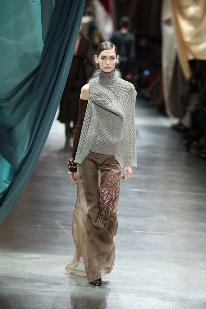 A model walks the runway at the Fendi fashion show during the Milan Fashion Week Womenswear Fall/Win...
