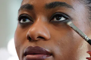 Grunge eyes at Frolov.