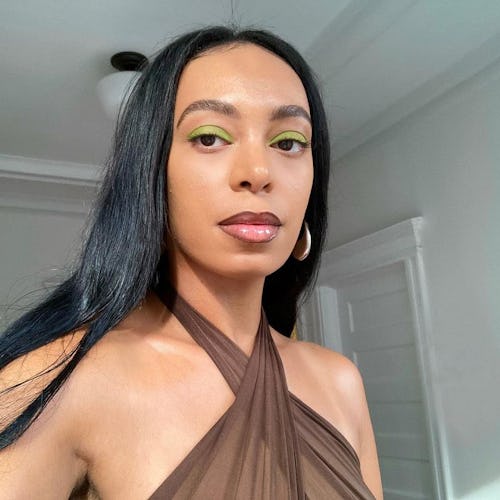 Solange green eyeshadow