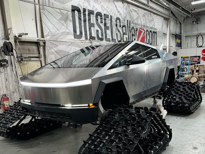 Sparks Motors' Cybertruck mod to include snow tracks