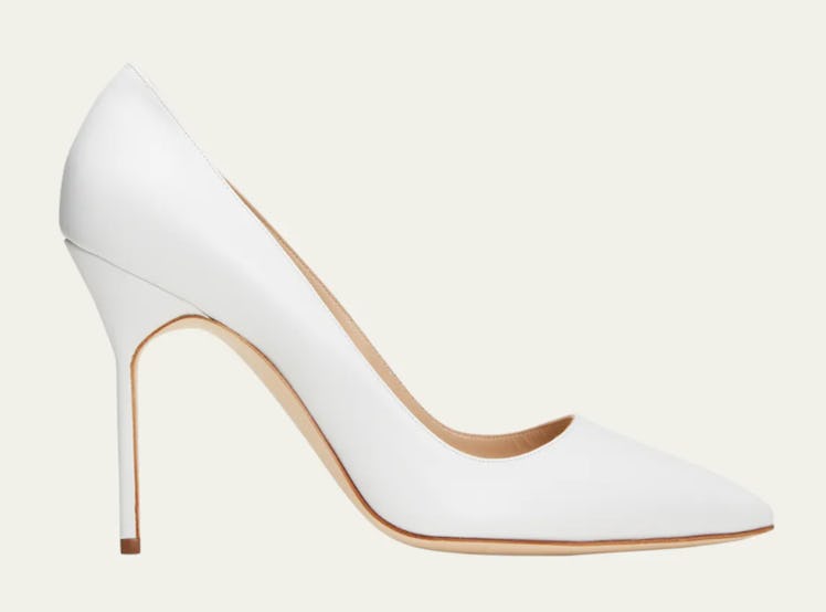 white leather pointy pumps