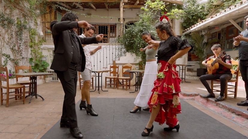 Joey and Rachel dancing on ‘The Bachelor.’ Photo via ABC