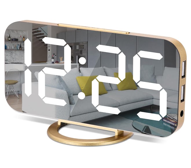 Poaroa Gold Digital Alarm Clock