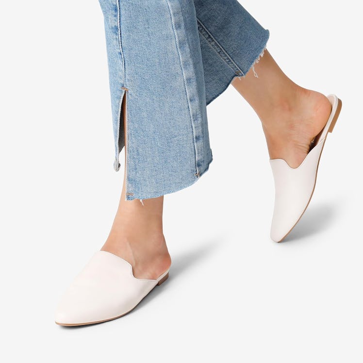 DREAM PAIRS Pointed Mules