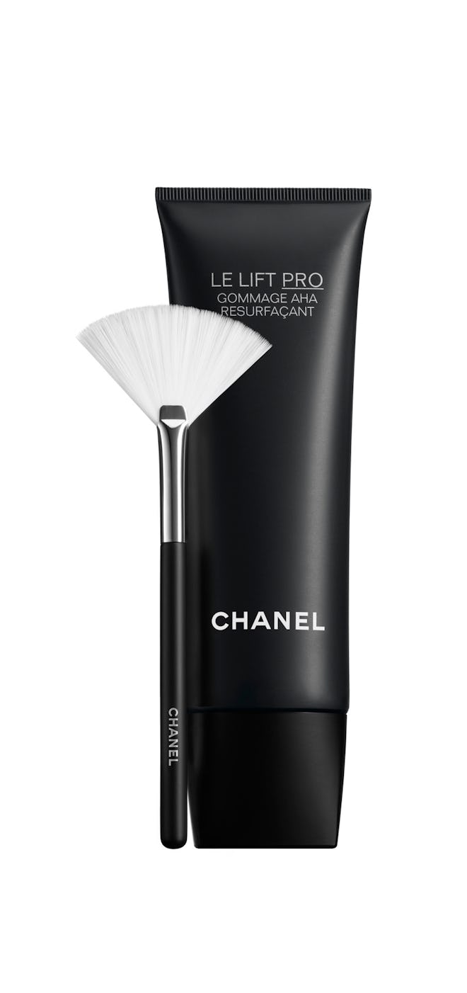 Chanel Le Lift Pro Gommage AHA Resurfaçant