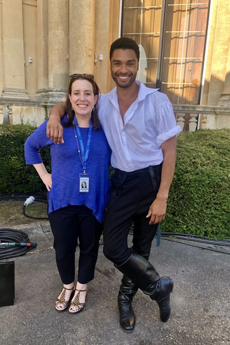 Julia Quinn, pictured with Regé-Jean Page, shares that Simon from 'Bridgerton' has the most rizz. 