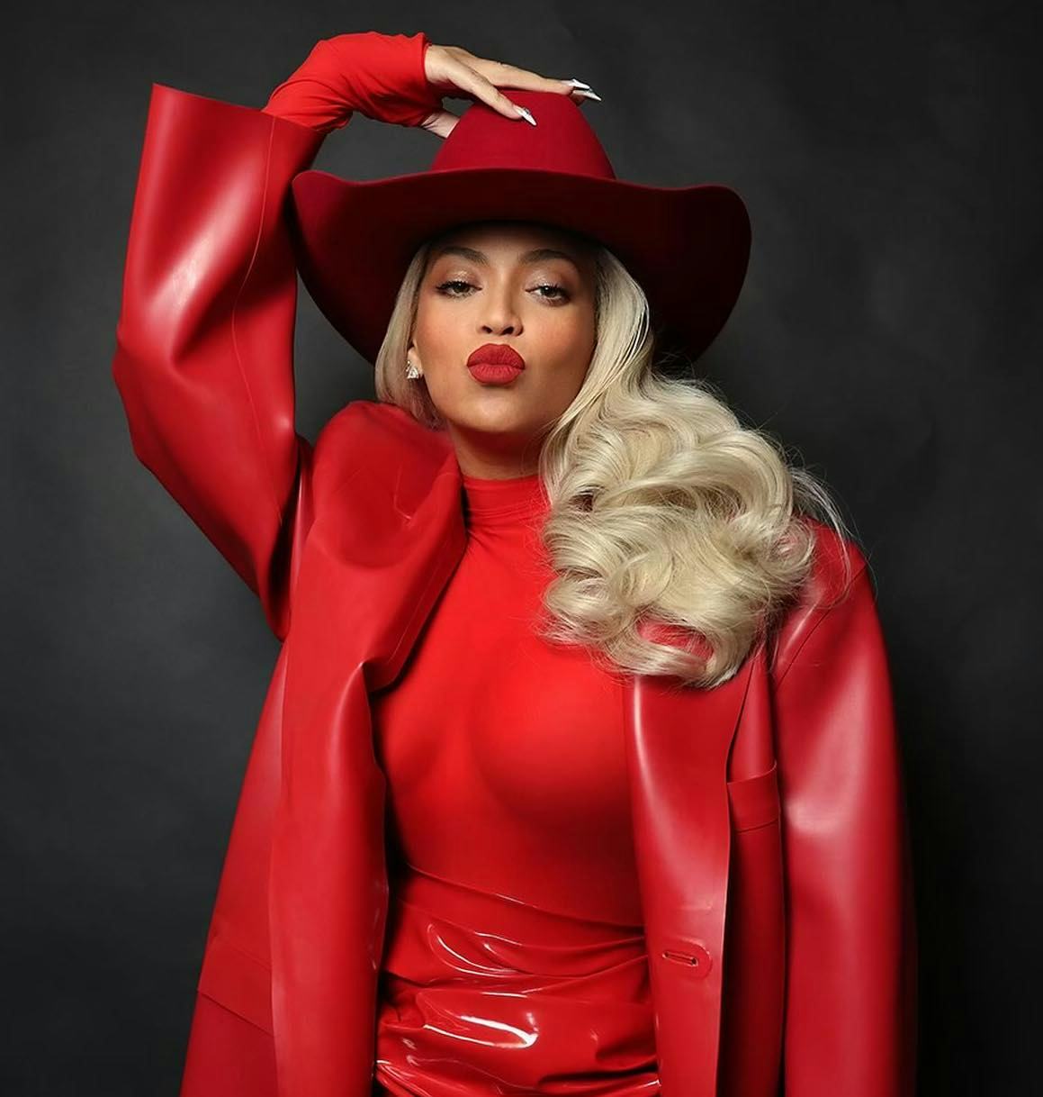 Beyoncé Made History With "Texas Hold 'Em" On Billboard Hot 100