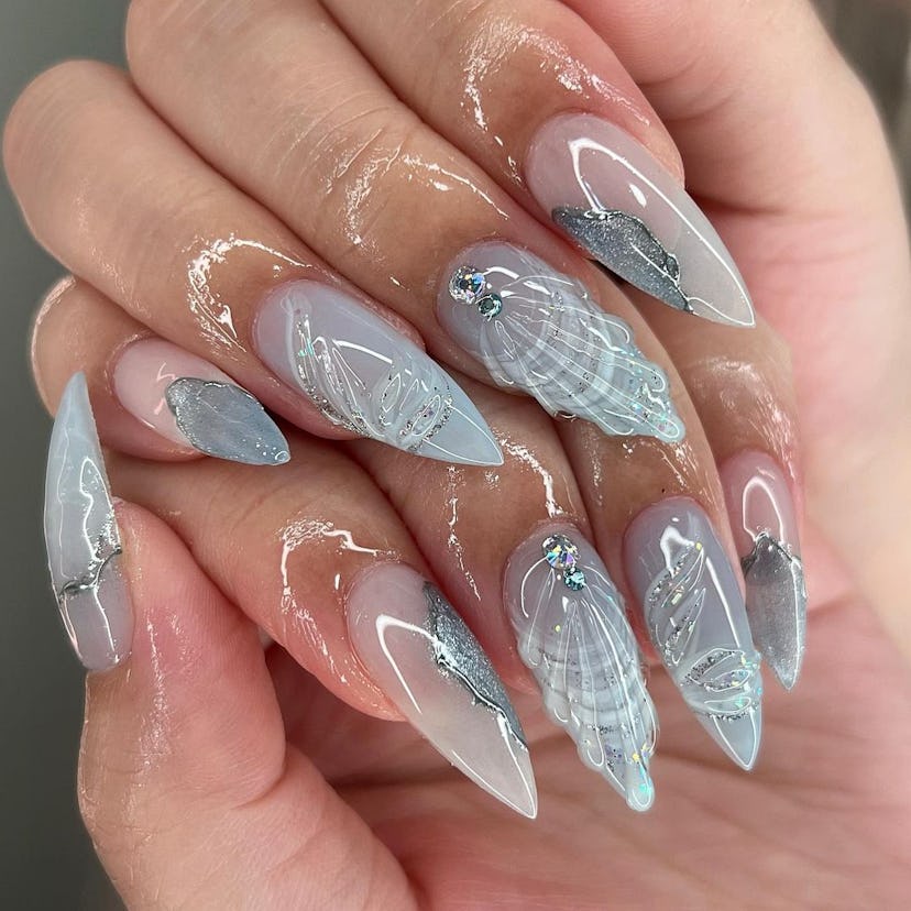 Cool-toned mermaidcore nails are on-trend.