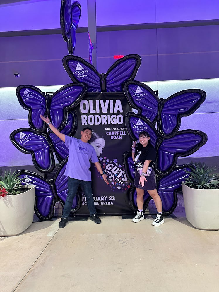 A fan shares how she was able to buy everything she wanted from Olivia Rodrigo's 'GUTS' World Tour m...